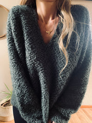 Cari Fuzzy Pullover - Olive