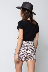 Box Tie Shorts in Love Stoned