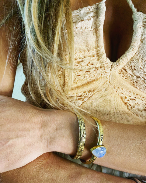 Heirloom Cuff :: Moonstone