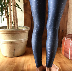 "Vibrate the Cosmos" Leggings